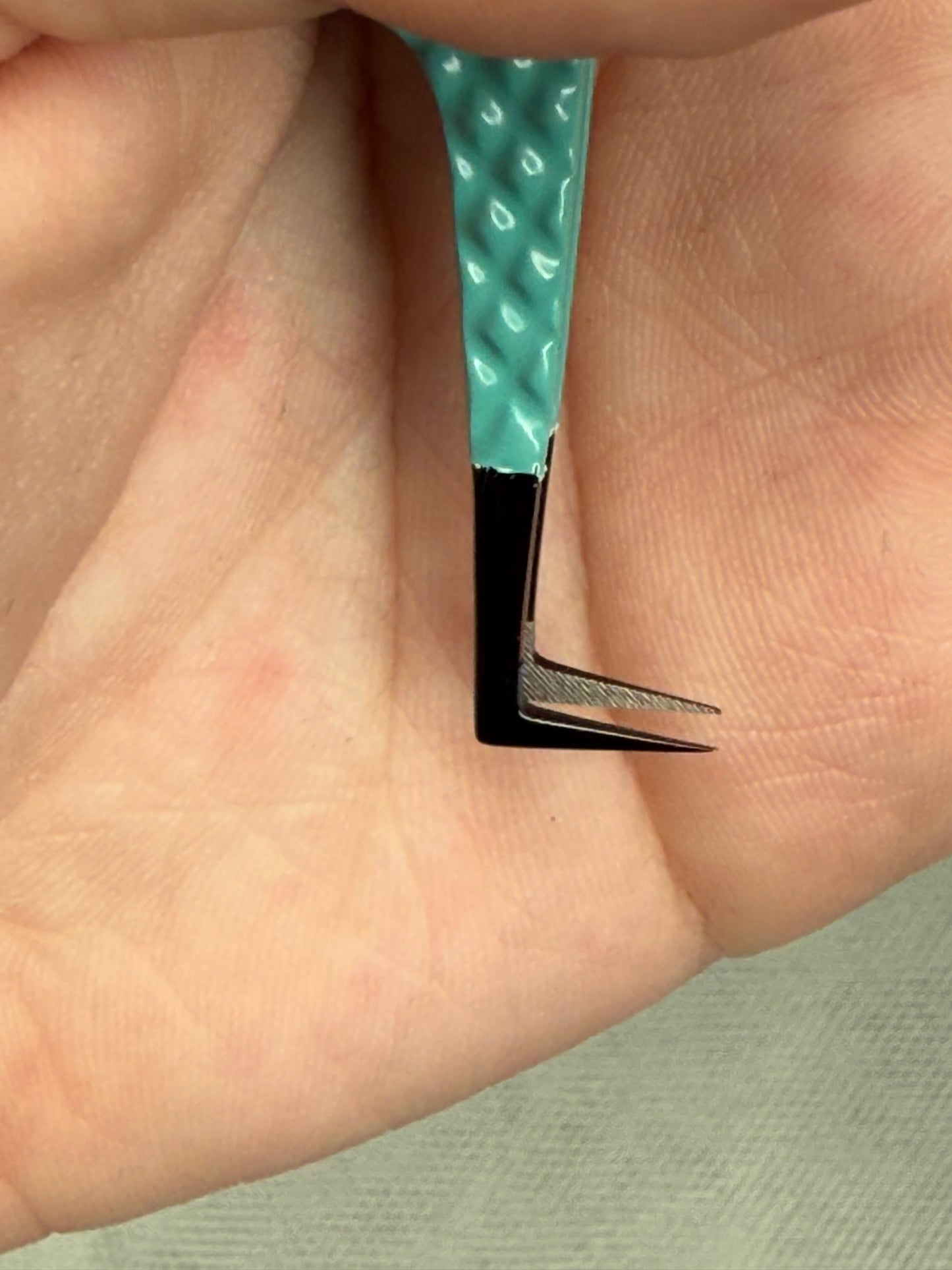 FIBER TIP Butterfly Touch single tweezers